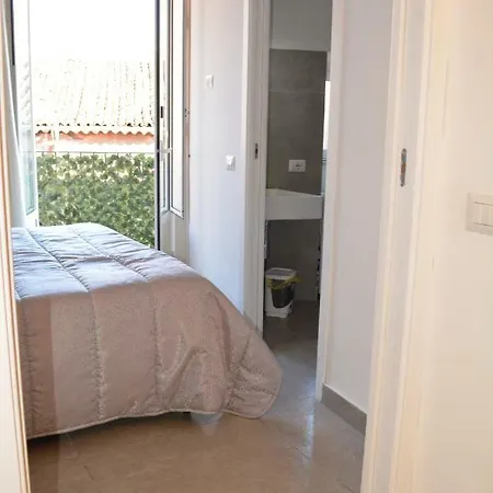 La Petite